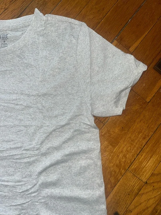 Frye Heather Gray Crewneck T-Shirt - NWOT - Picture 3 of 6